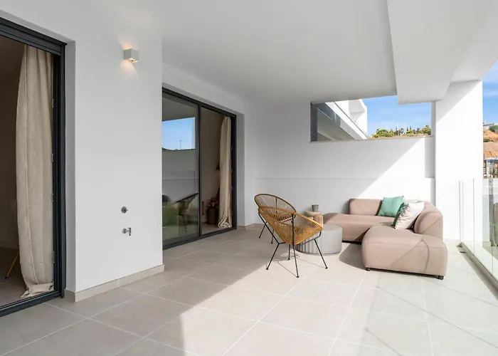 Escapada De Lujo Con Piscina Y Jardines