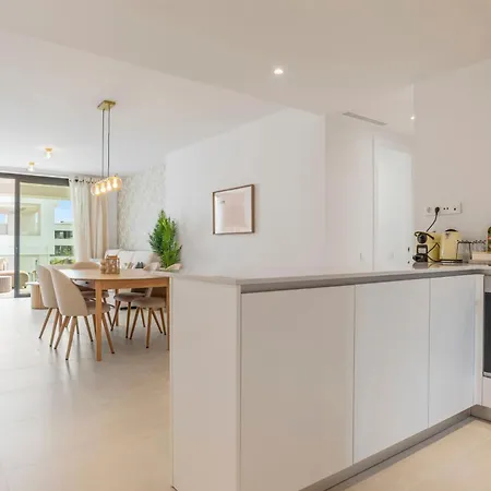 Escapada De Lujo Con Piscina Y Jardines