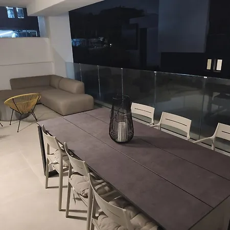 Escapada De Lujo Con Piscina Y Jardines 公寓