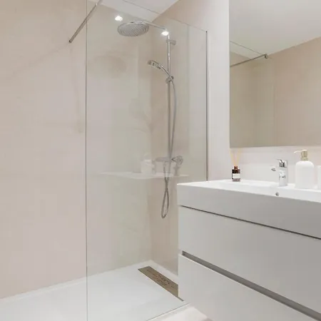 Escapada De Lujo Con Piscina Y Jardines شقة *