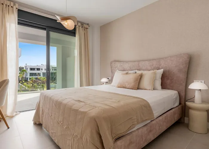 Escapada De Lujo Con Piscina Y Jardines Apartman